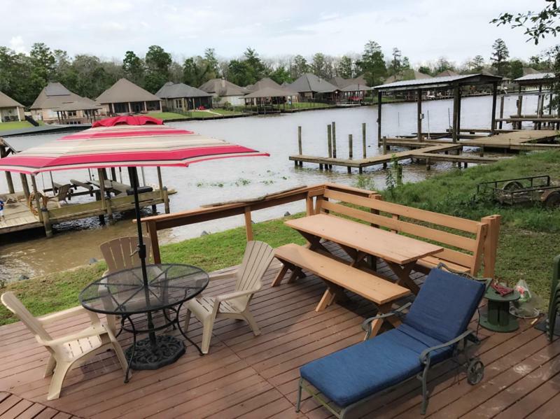 Cozy Cabin On The Bayou Maurepas Extérieur photo