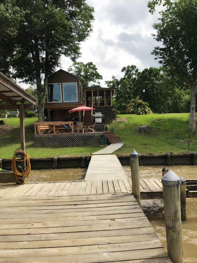 Cozy Cabin On The Bayou Maurepas Extérieur photo